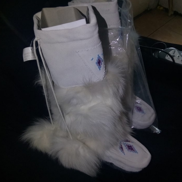 Moccasin boots - Picture 4 of 4